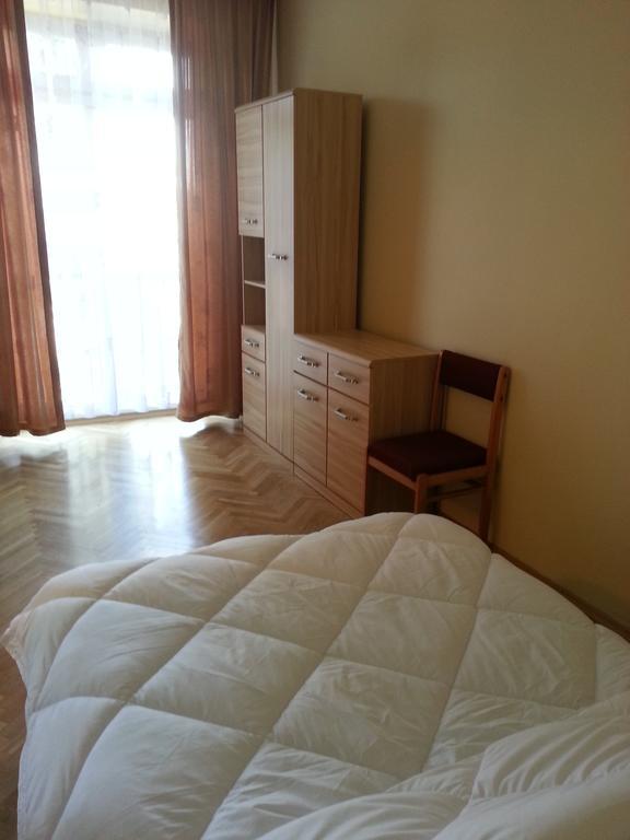 Apartament Familia Lägenhet Krasków Rum bild