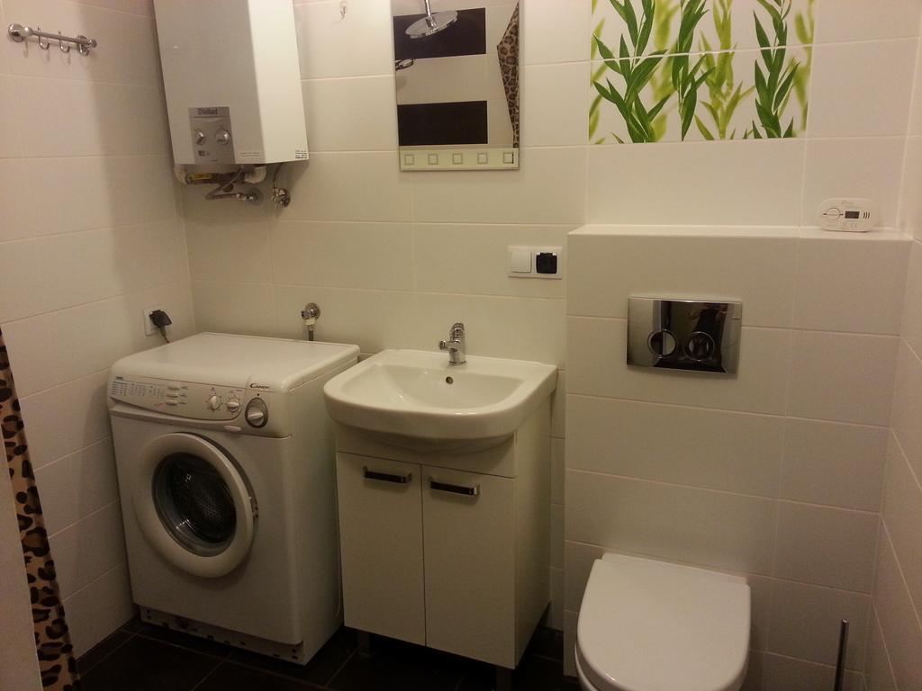 Apartament Familia Lägenhet Krasków Rum bild